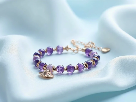 Hướng dẫn chọn vòng charm theo cung hoàng đạo 2025