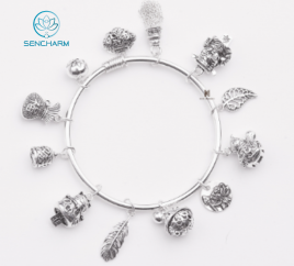 Vòng charm bạc 